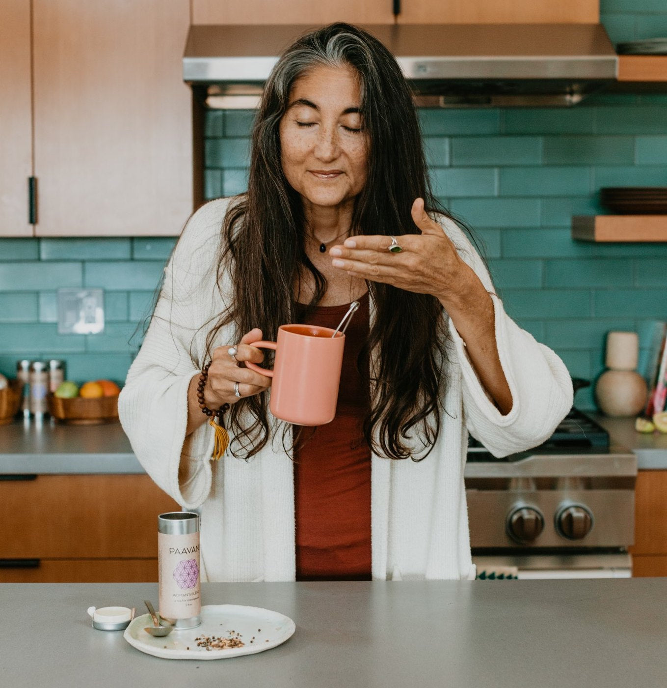 Ayurvedic Women’s Blend Tea – Hormonal Harmony & Emotional Wellness Support